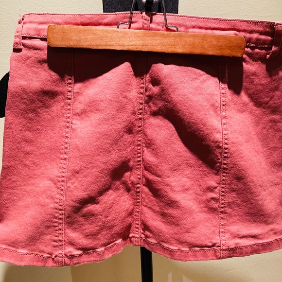 Forever 21 Dark Blush Pink Denim Button Skirt - Picture 5 of 6